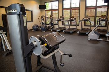 Fitness center (click for virtual tour)