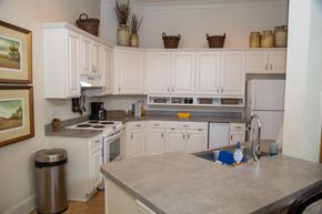 Marietta apartment for rent - Legacy at Walton Village Apartment Homes, Marietta Ga Legacy Center Kitchen
