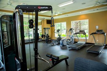 Fitness center (click for virtual tour)