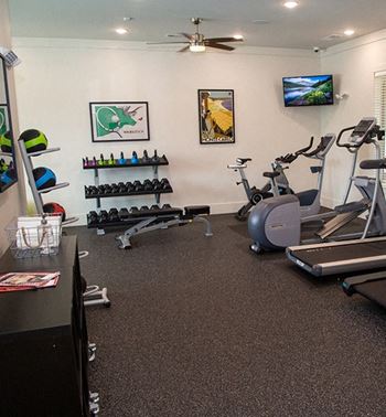 Fitness center (click for virtual tour)