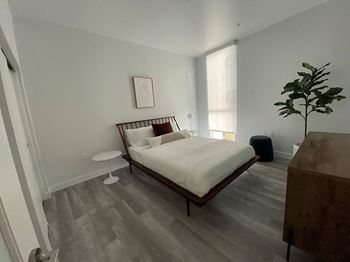 Wood-effect flooring