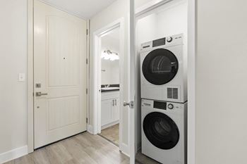 Washer dryer in unit