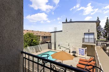Balcony/patio