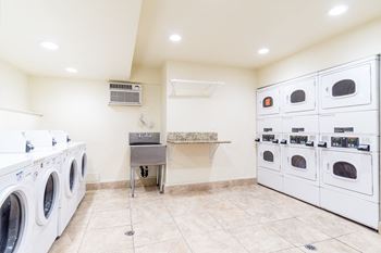 24-Hour on-site laundry