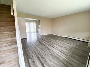Elyria apartment for rent - Spacious Living Room at Evergreen Village Apartments & Townhouses, Elyria, OH, Ohio