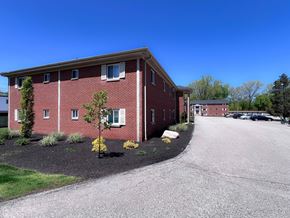 Mentor apartment for rent - Exterior Landscape at Hallwood Manor Apartments, Ohio, 44060