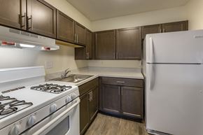 East Cleveland apartment for rent - Kitchen