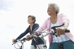 New York apartment for rent - Senior friends riding bikes