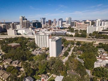 Orlando apartment for rent - a view of the city from the top of a tall building