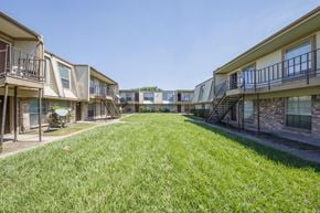 Houston apartment for rent - Building exterior