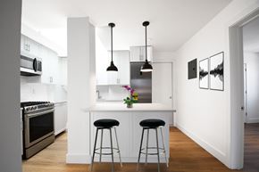 New York apartment for rent - L shaped Kitchen