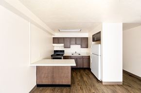 Euclid apartment for rent - Kitchen