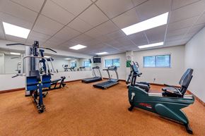 Euclid apartment for rent - fitness center