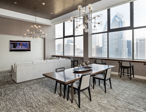 Philadelphia apartment for rent - community lounge
