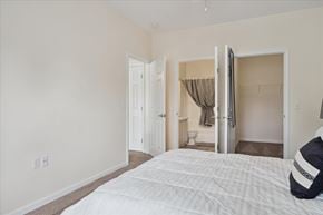 Holland apartment for rent - Bedroom with Large Closet