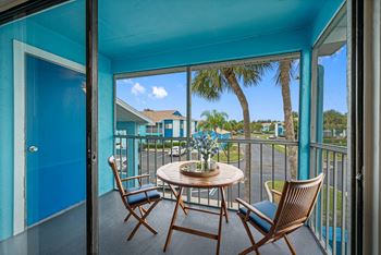 Screened-in patio or balcony