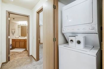 Full-size washer/dryer