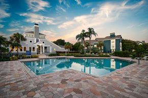 St. Petersburg apartment for rent - Clubhouse Overlooking The Pool & Sundeck At Twilight