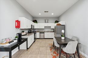 Troy apartment for rent - Clubhouse Kitchen