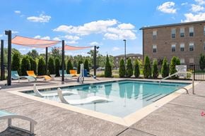 Lake St. Louis apartment for rent - Outdoor Pool with Sundeck