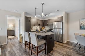 Farmington apartment for rent - Kitchen Island with Overhang