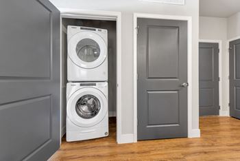Full-size washer/dryer