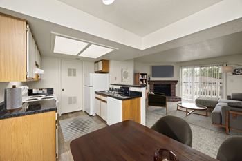 Fully equipped kitchen with open layout