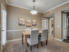 Norman apartment for rent - Separate Dining Room Area