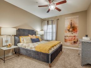 Norman apartment for rent - Bedroom With Ceiling Fan