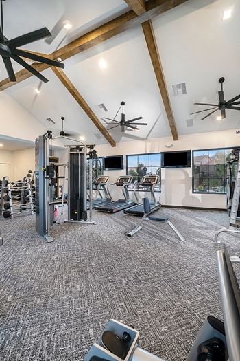 Fully-equipped fitness center