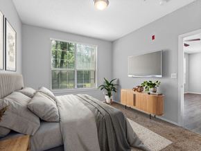Mulberry apartment for rent - Bedroom with Abundant Natural Light