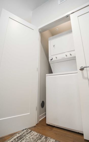 Full-size washer/dryer