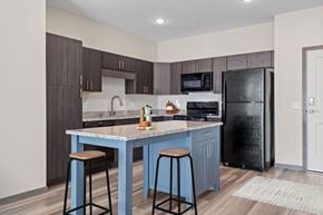 Rogers apartment for rent - Kitchen with Black Appliances