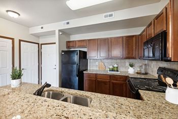 Fully-equipped kitchen