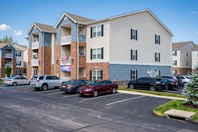 Valley Park apartment for rent - Parking Spaces in front of Leasing Office