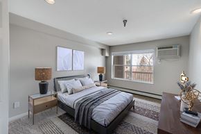 Burnsville apartment for rent - Bedroom with Plush Carpeting