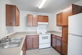 Concord apartment for rent - Kitchen with cabinets at Brooke Pointe Apartments, Concord, 28027