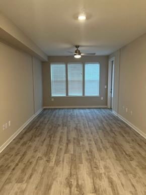 Ashburn apartment for rent - Clean Empty Room at The View at Broadlands, Ashburn, Virginia