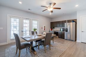 Greenville apartment for rent - Fully Equipped Dining Area at Westridge, Greenville, SC, South Carolina