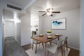 Albuquerque apartment for rent - Dining Area at Villa Esperanza Apartments in Albuquerque