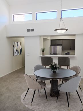 Tucson apartment for rent - Dining Area at Winterhaven Apartments in Tucson Arizona