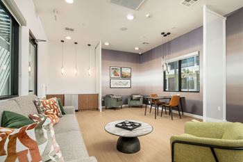 Co-working stations