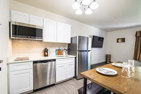 Sierra Vista apartment for rent - Kitchen and dining area at The Vistas Apartments