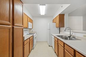 Flagstaff apartment for rent - Kitchen at Pinehurst at Flagstaff in Flagstaff Arizona