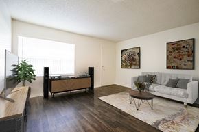 Phoenix apartment for rent - Studio Apartment at The Continental Apartments in Downtown Phoenix Arizona