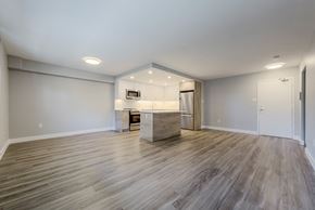 Mississauga apartment for rent - Unfurnished Living Area at 70 Park, Mississauga