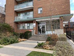 Toronto apartment for rent - the building in which the apartment is located at 161 St. George, Toronto, M5R 2M3