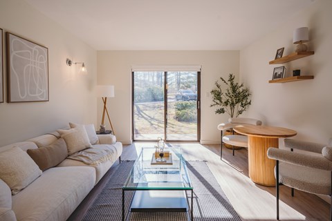 Floor plan for 1 bed, 738 sqft