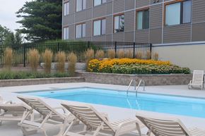South Burlington apartment for rent - Pool & Deck