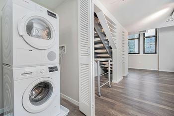 In-home bosch washer & dryer